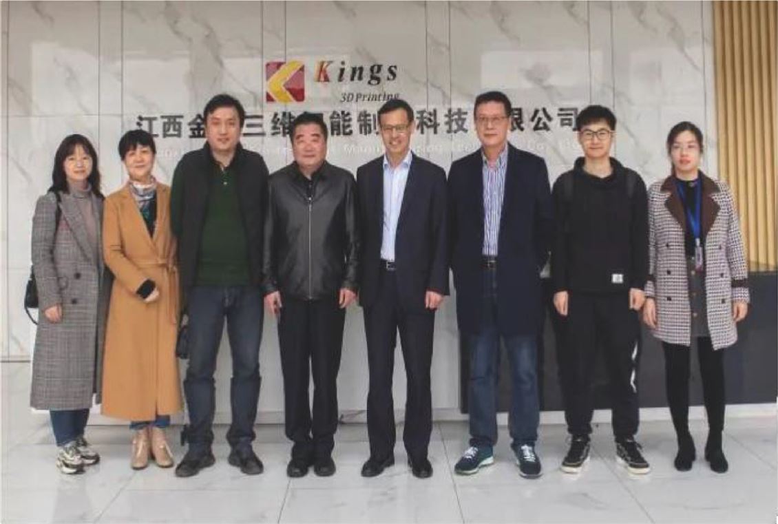 航母舰载机J-15项目总负责人苗玉华